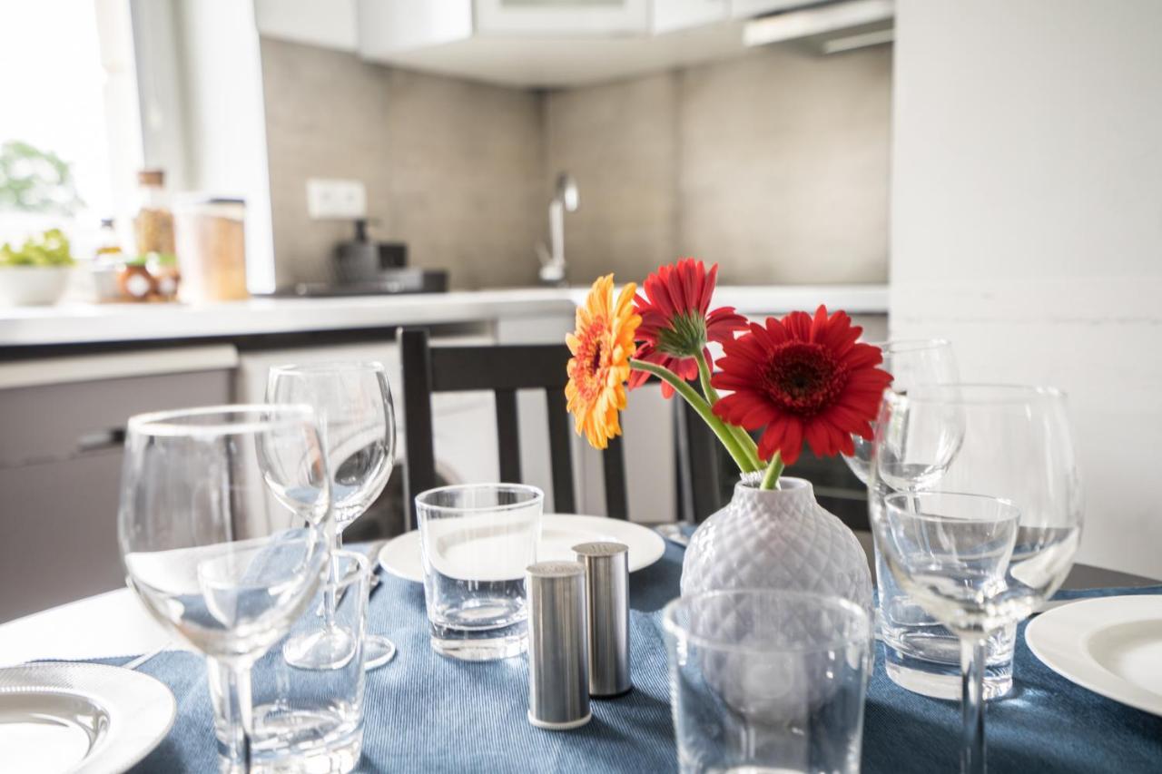Oomph Warsaw Big Apartment With Balcony Near Old Town Varsóvia Exterior foto